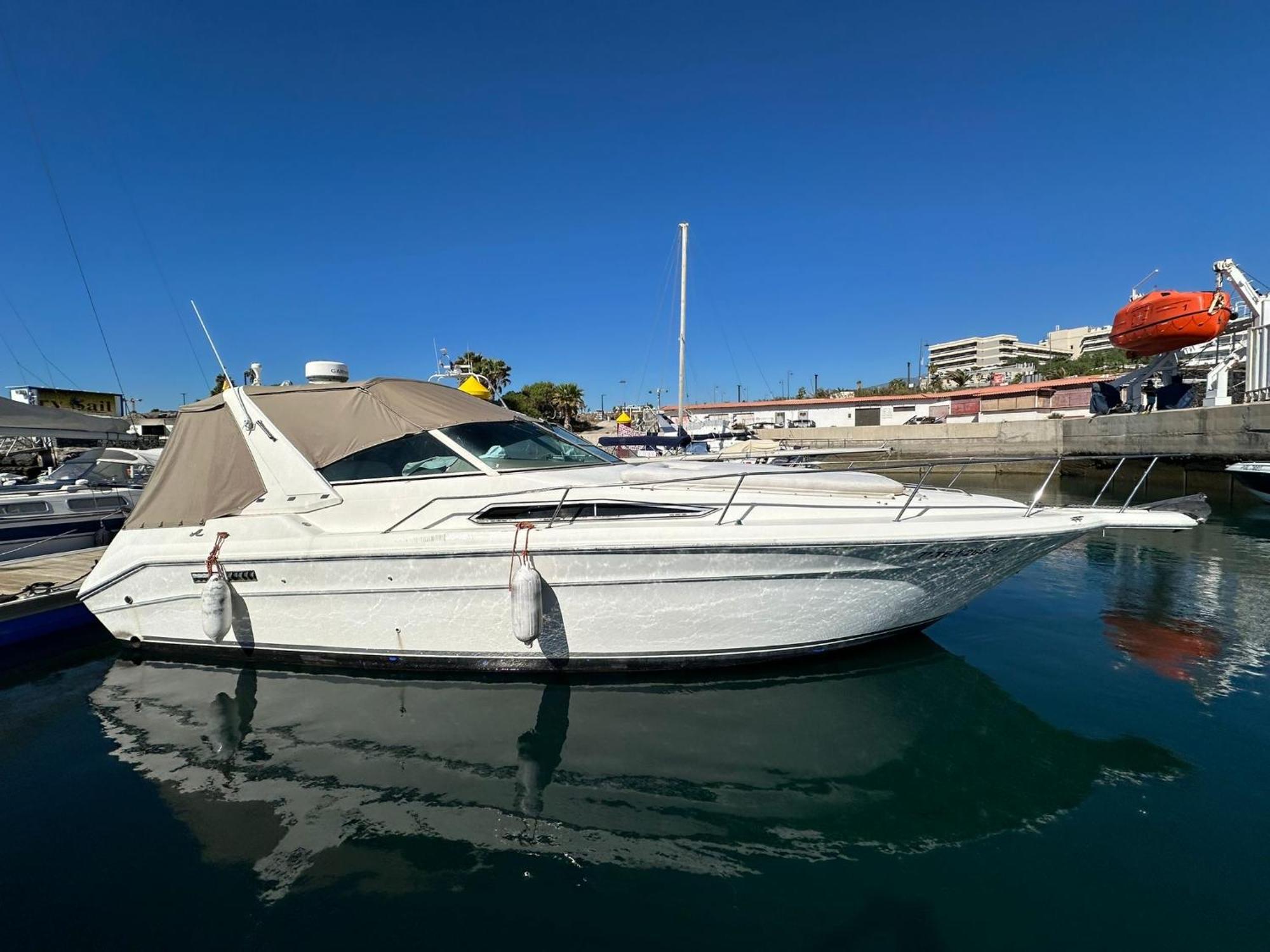 Botel Kala Yacth Experience